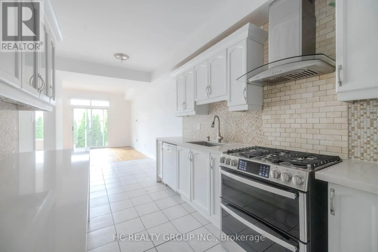 40 ANGELICA AVENUE