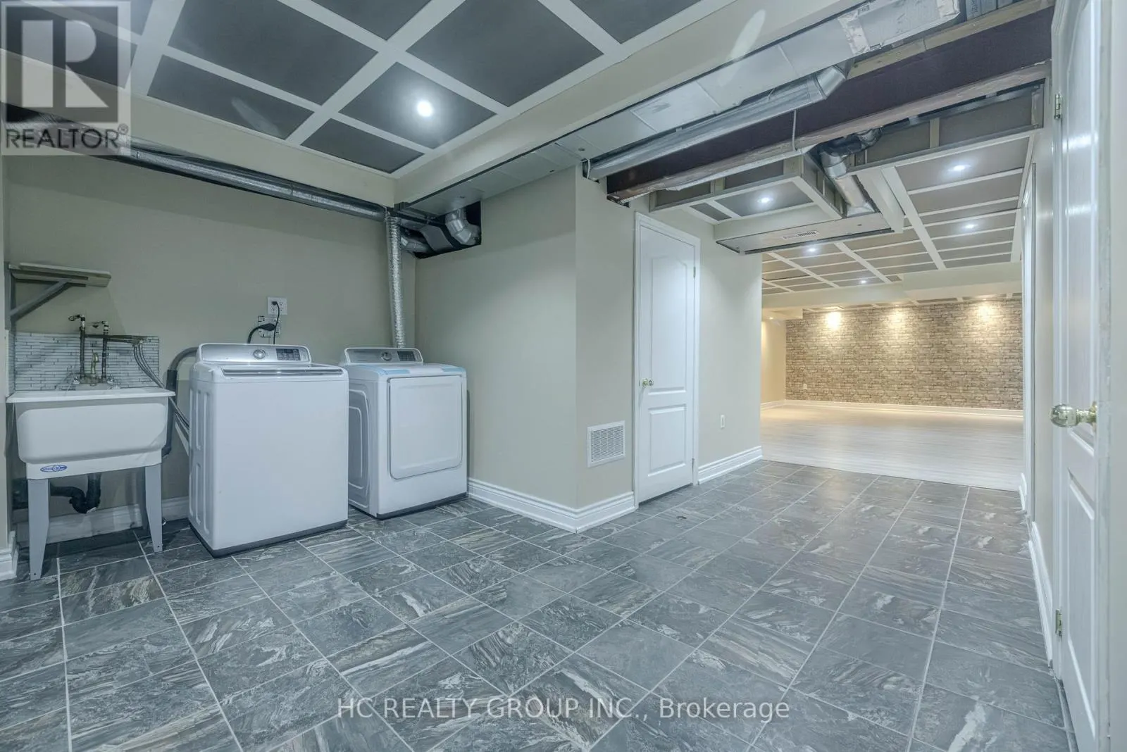 40 ANGELICA AVENUE