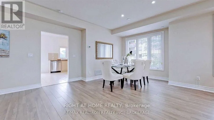 17 SUNCREST BOULEVARD