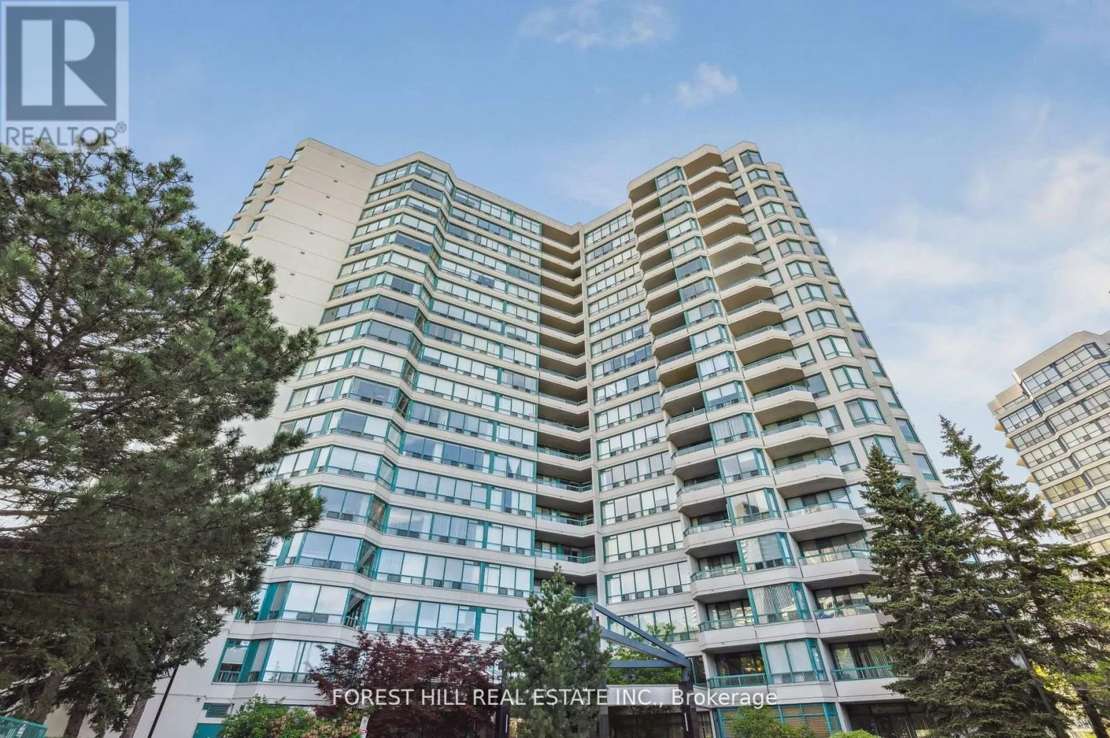 401 - 7250 YONGE STREET