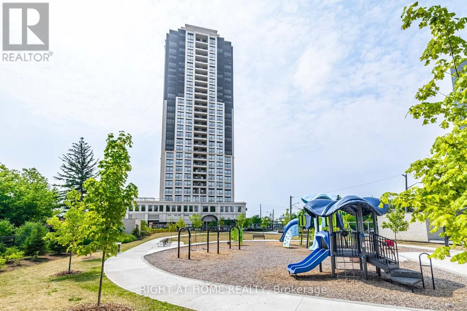 1207 - 1 GRANDVIEW AVENUE