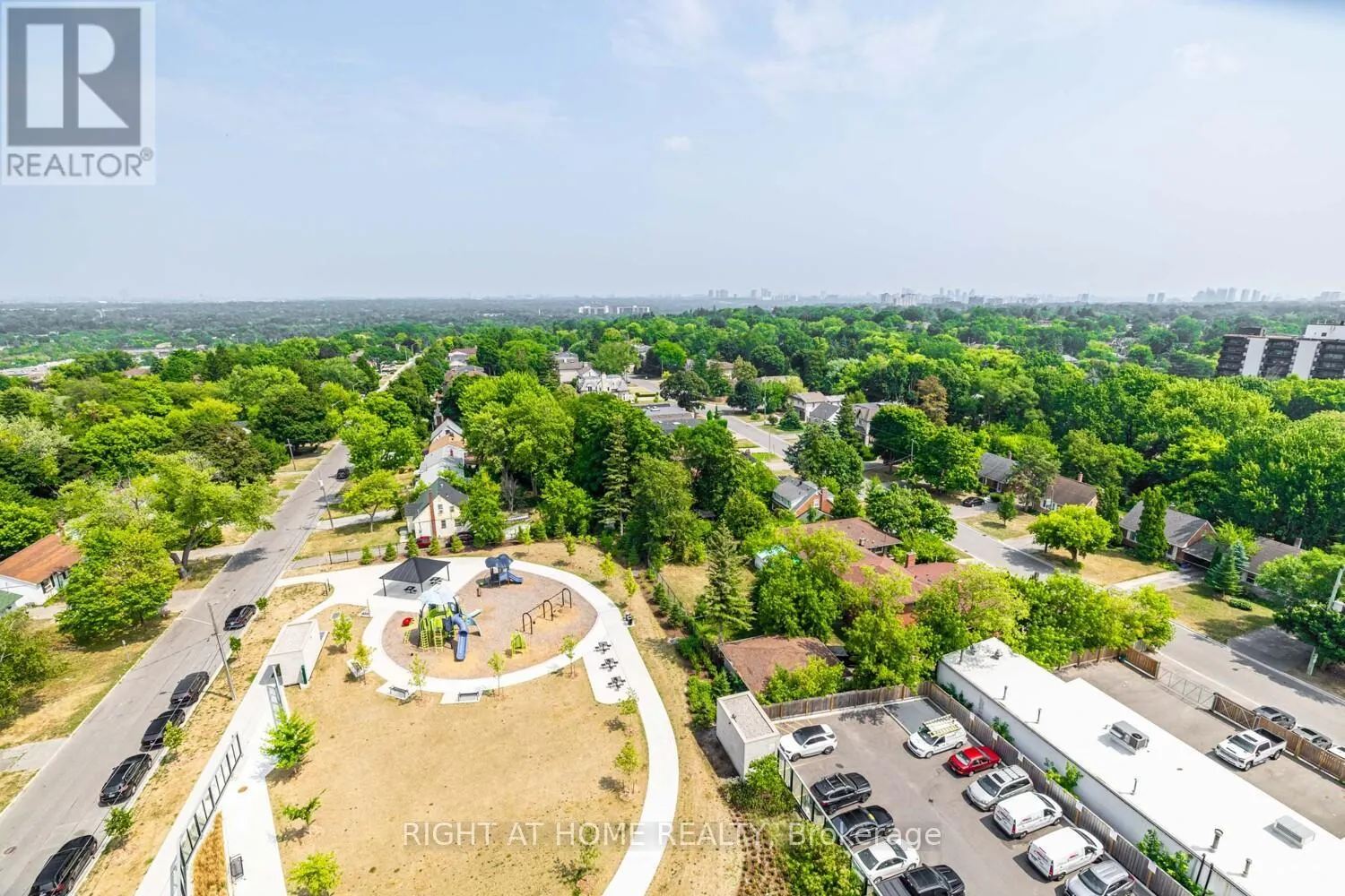 1207 - 1 GRANDVIEW AVENUE