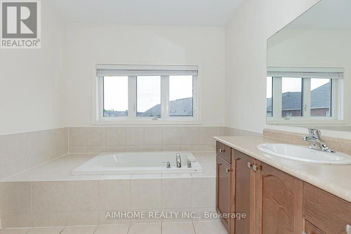 99 CHOUINARD WAY