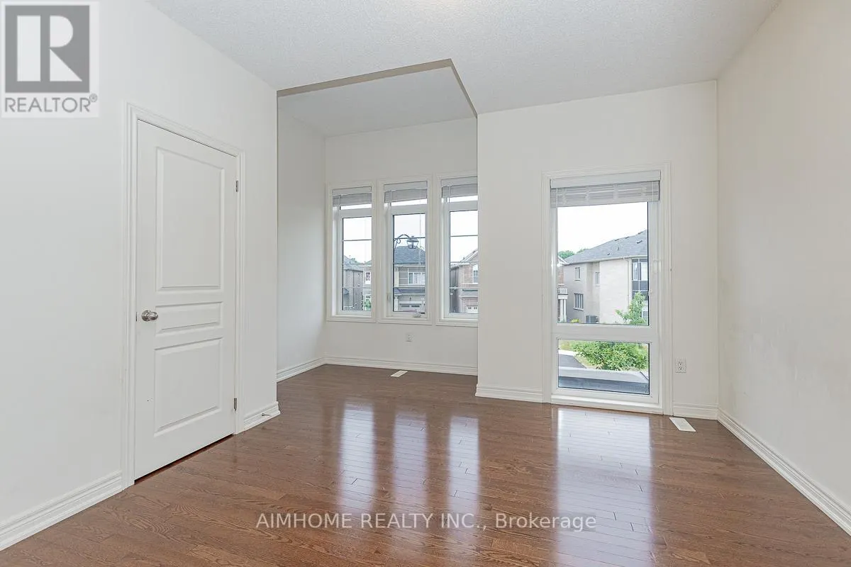 99 CHOUINARD WAY