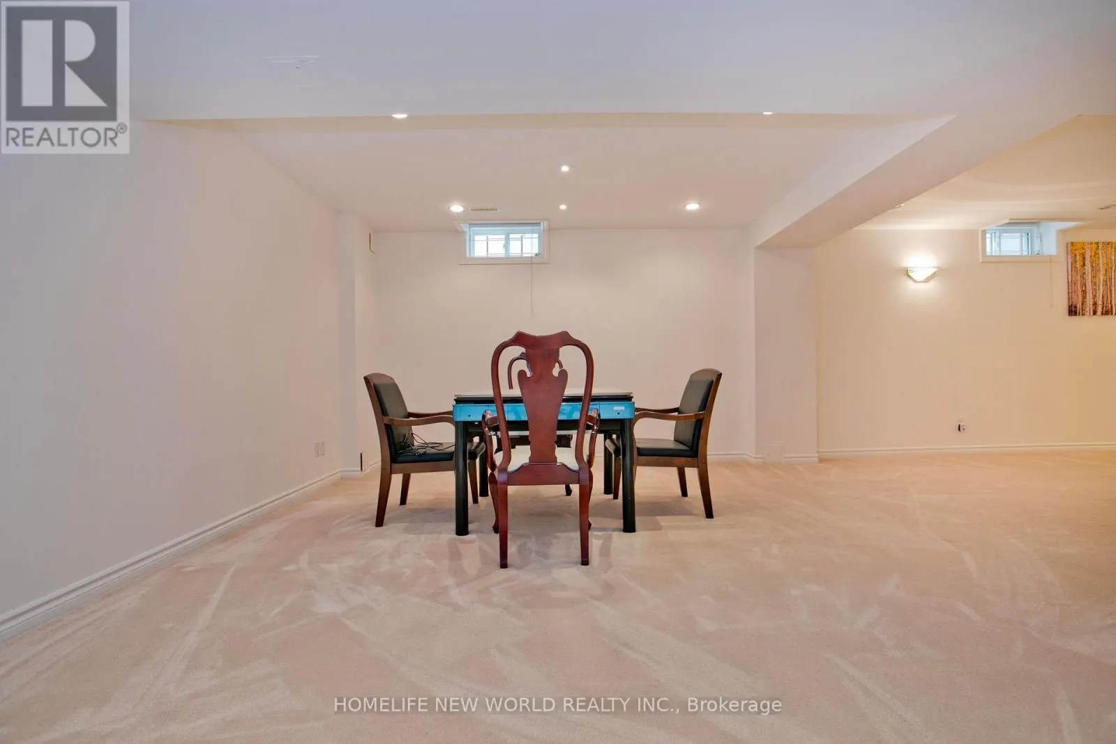 64 CLARENDON DRIVE