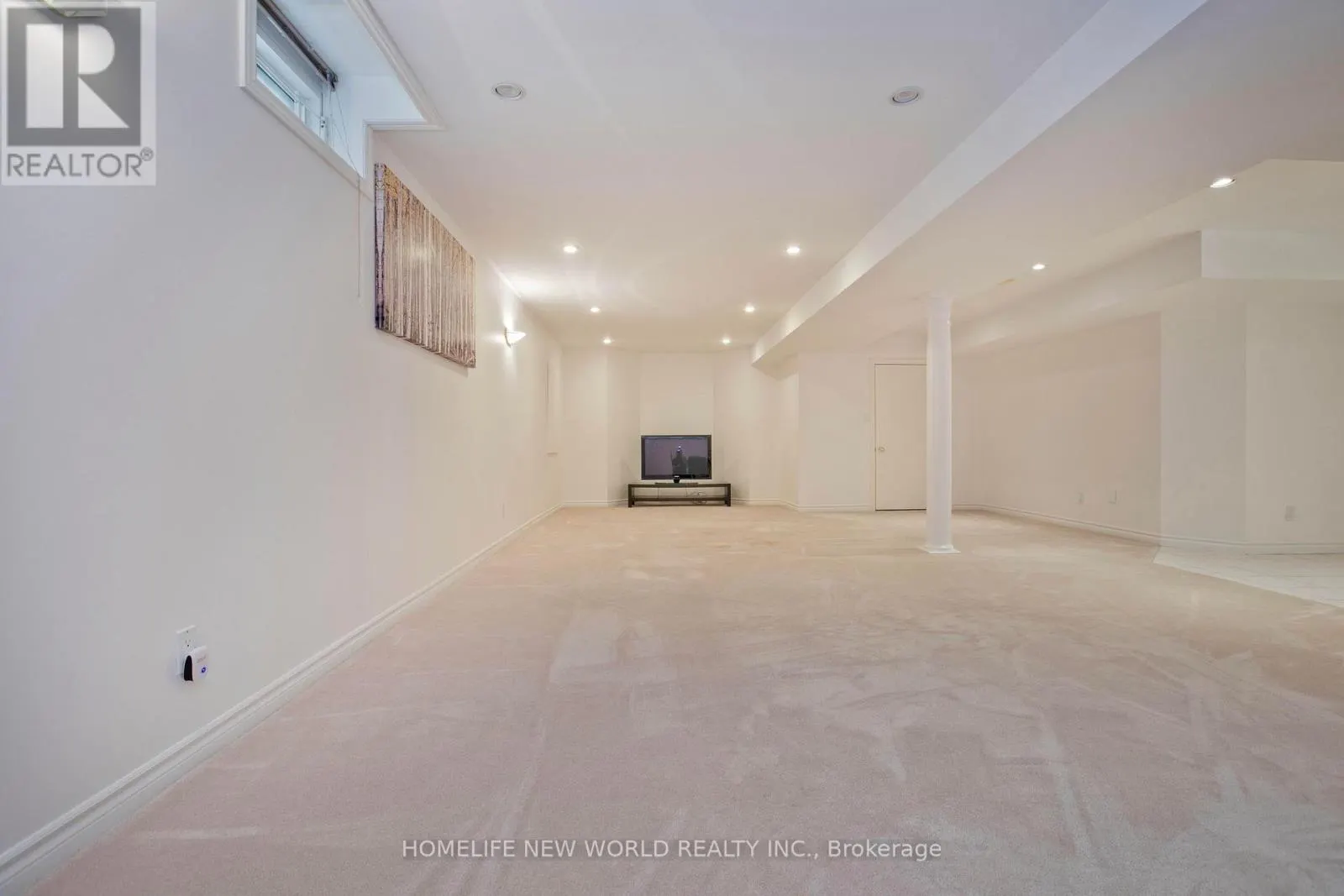 64 CLARENDON DRIVE