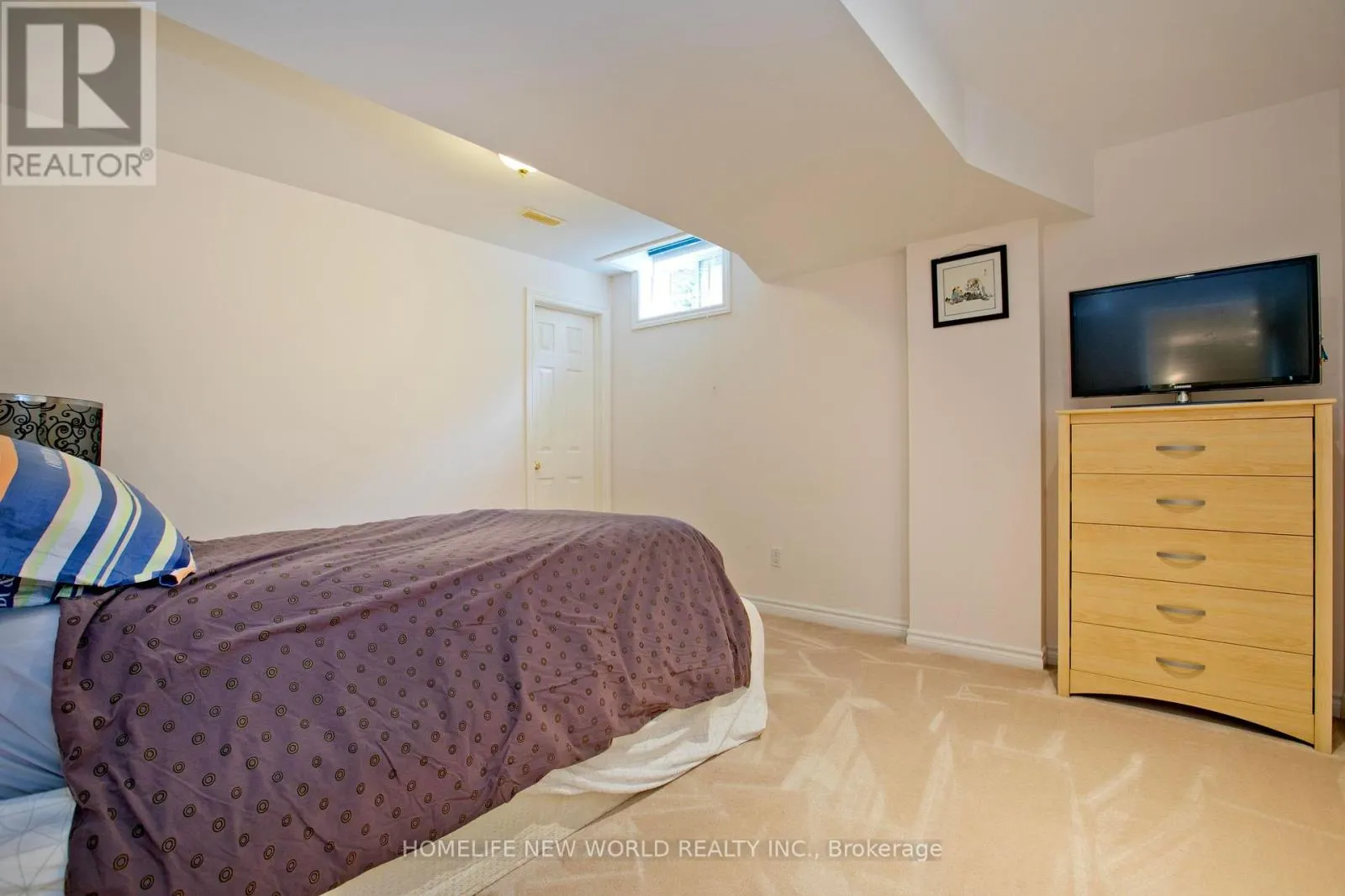 64 CLARENDON DRIVE