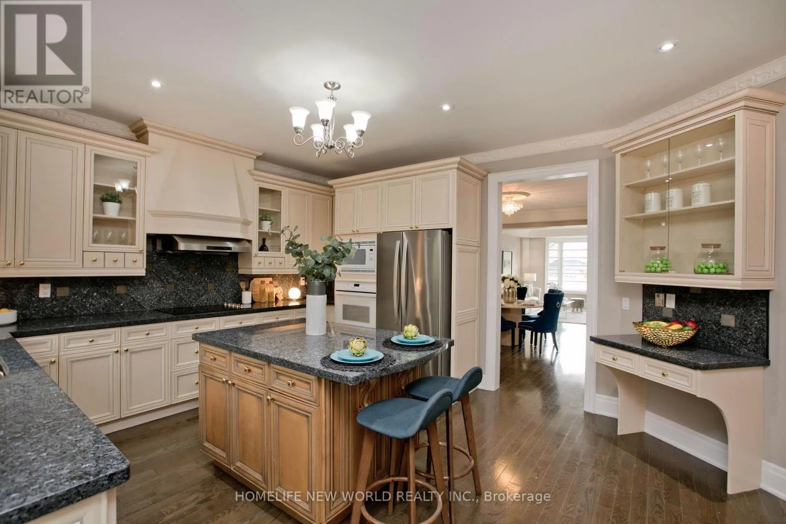 64 CLARENDON DRIVE