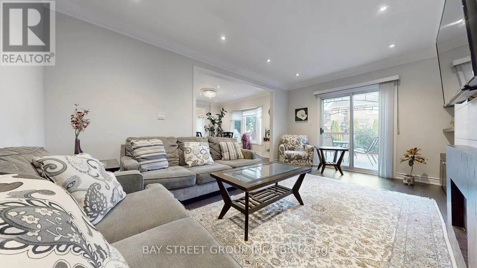 57 WHITBURN CRESCENT