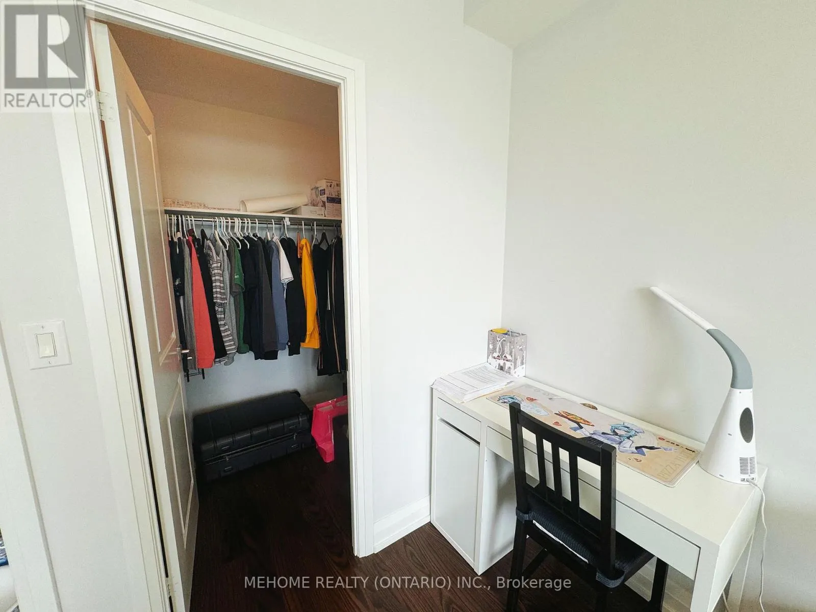201 - 7167 YONGE STREET