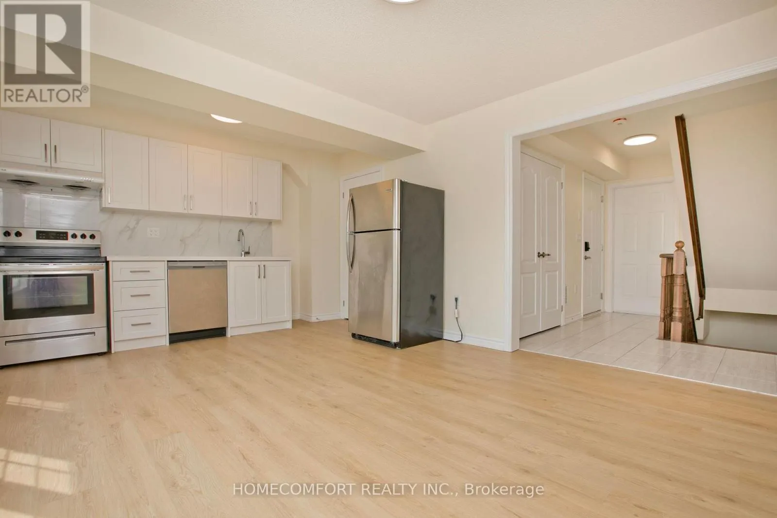 9 MILBOURNE LANE