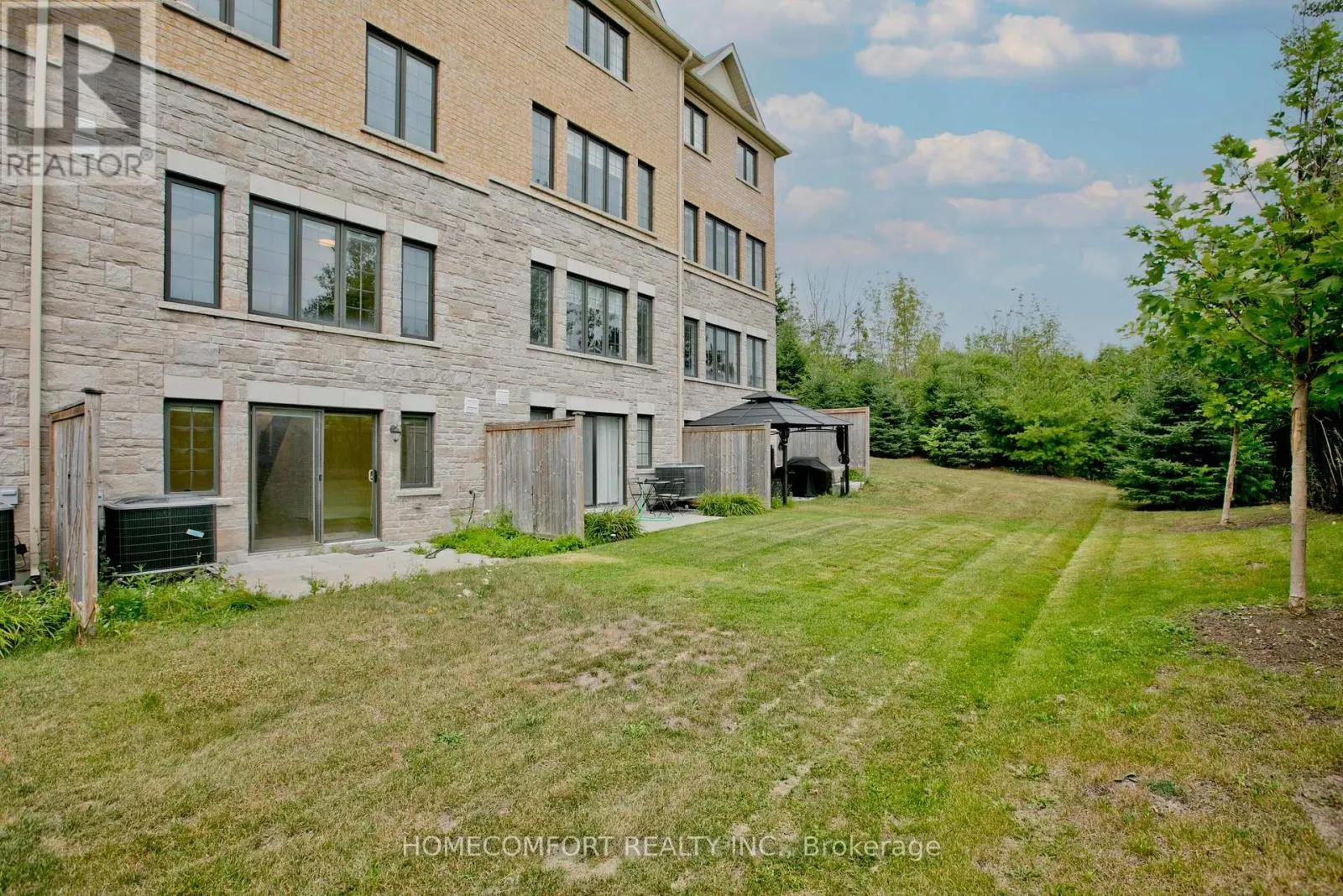9 MILBOURNE LANE