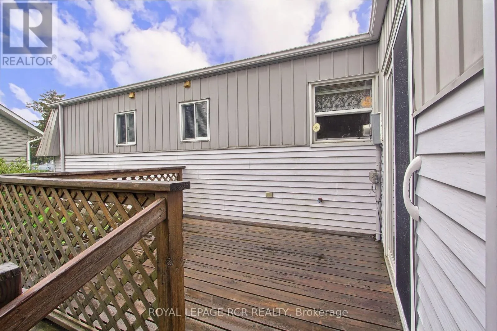 8 CARMANS COVE