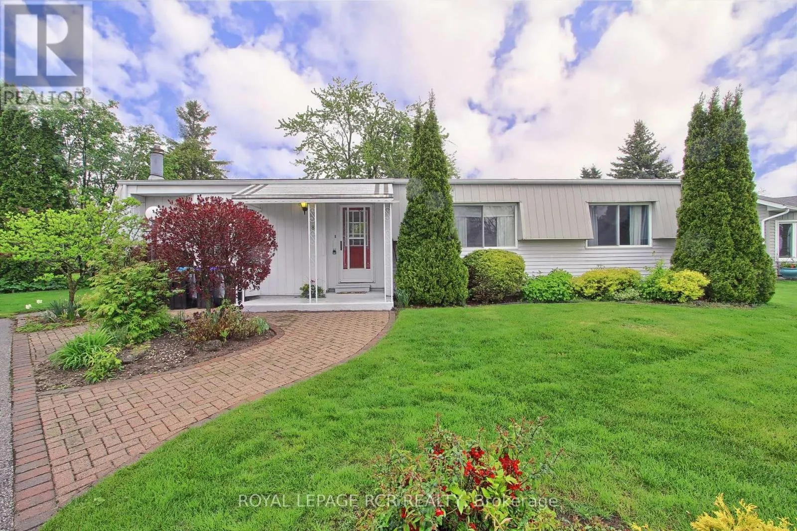 8 CARMANS COVE