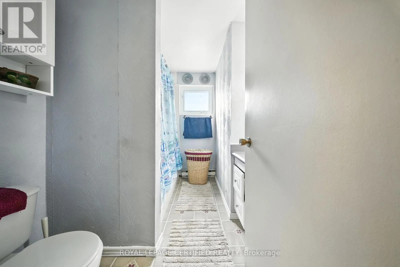 386 HANDLEY CRESCENT