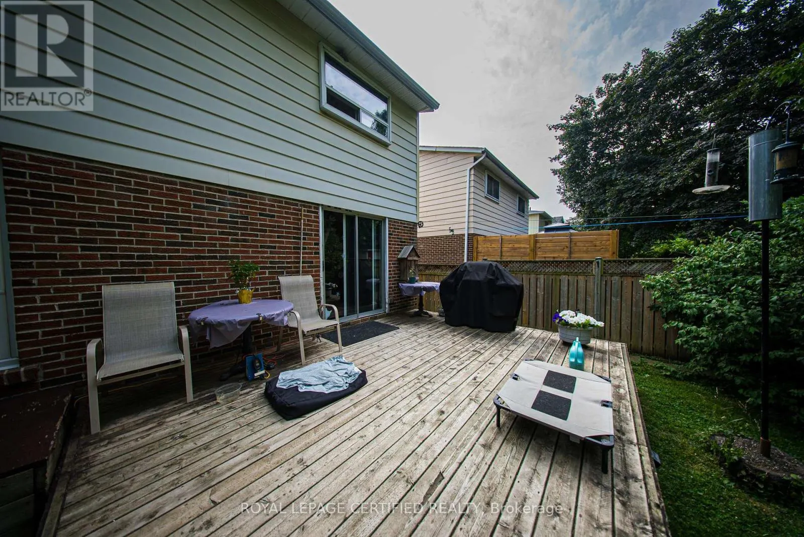 386 HANDLEY CRESCENT
