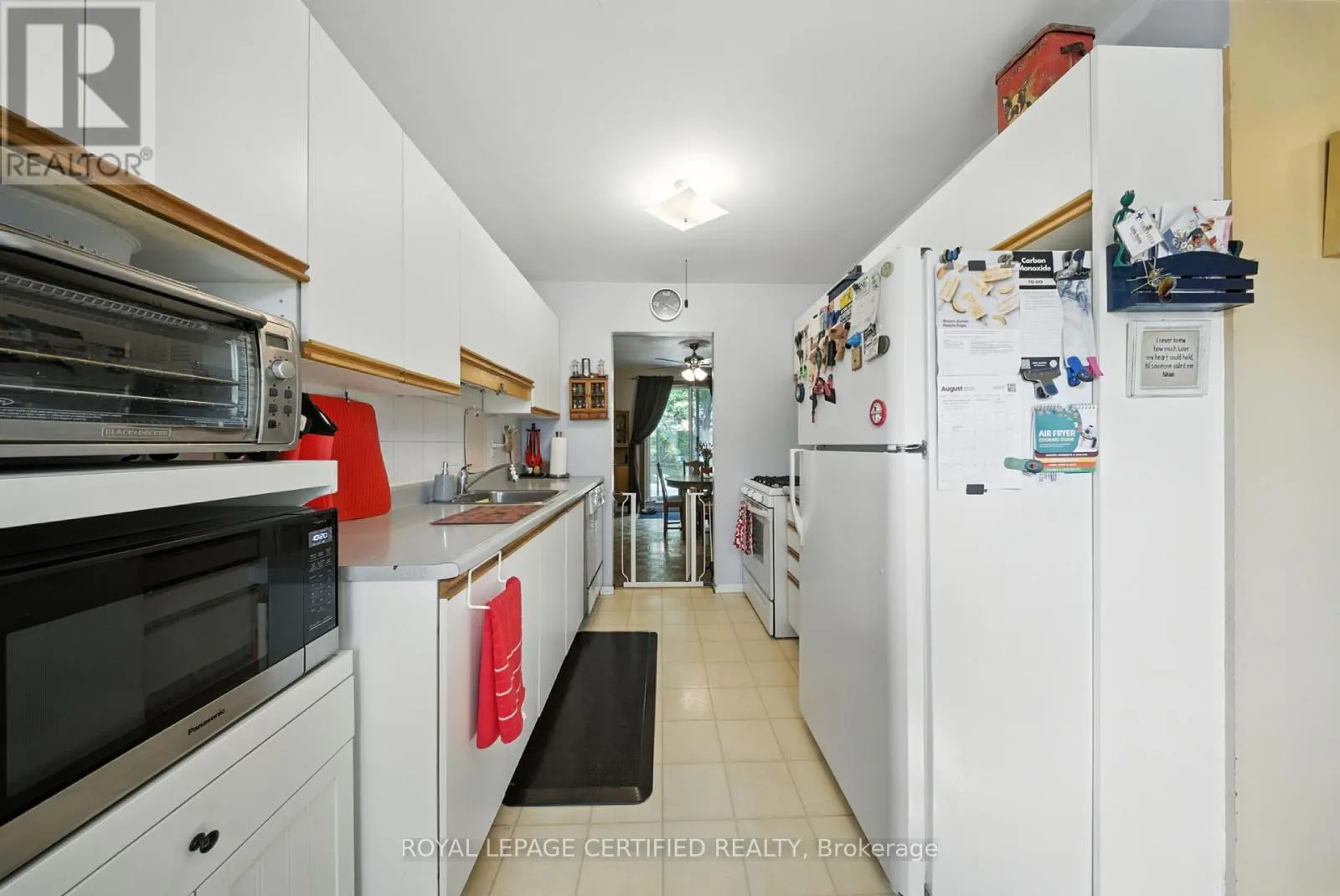 386 HANDLEY CRESCENT