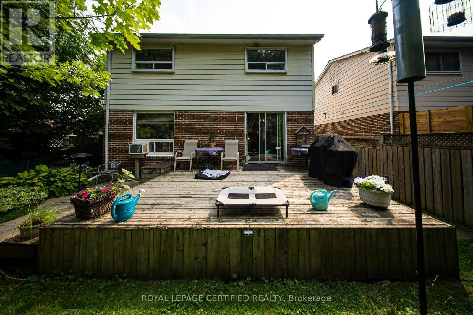 386 HANDLEY CRESCENT
