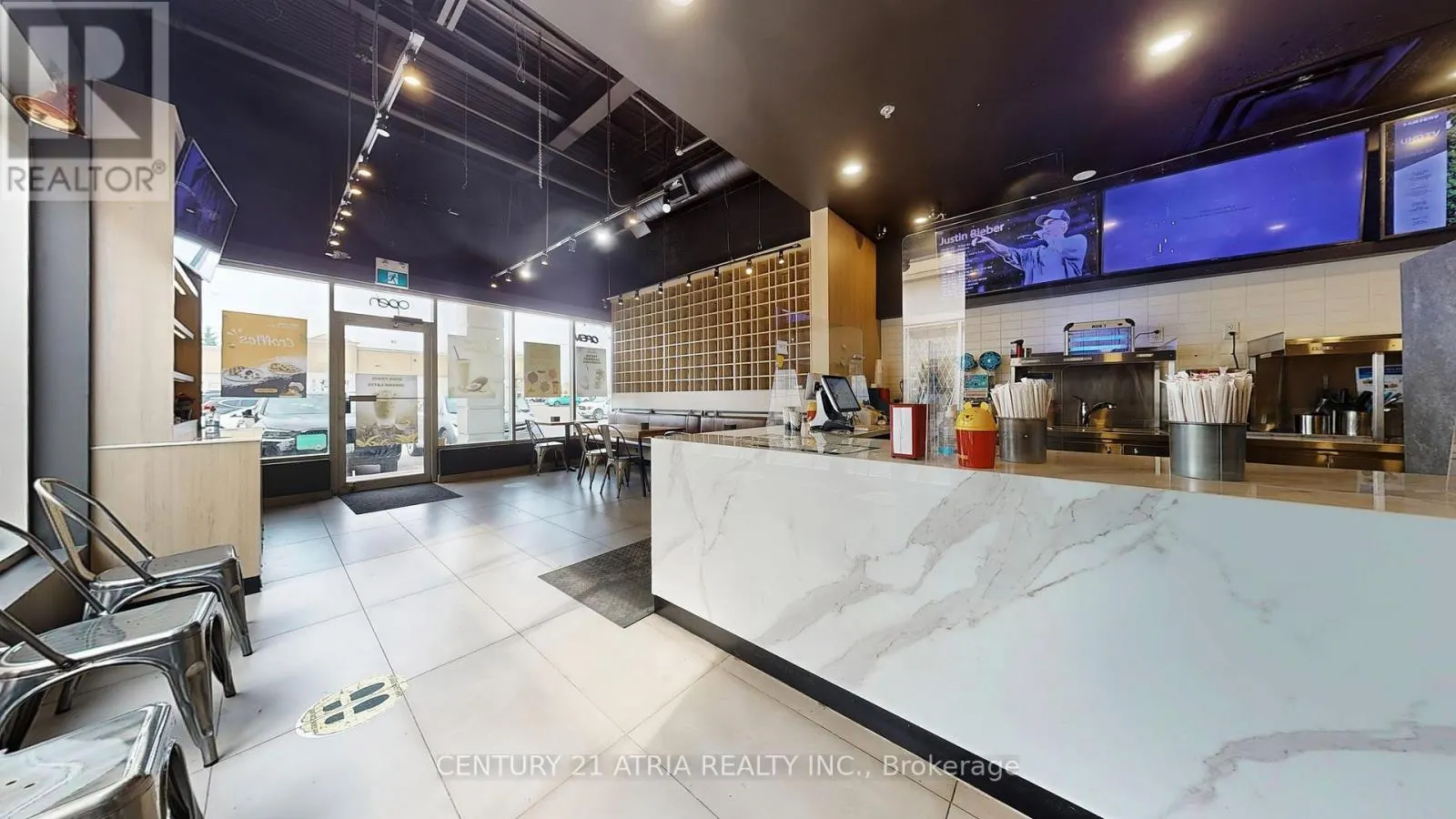 38 - 3175 RUTHERFORD ROAD