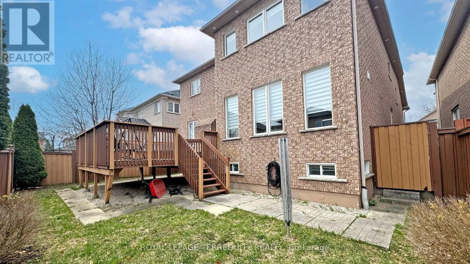 31 CHALONE CRESCENT
