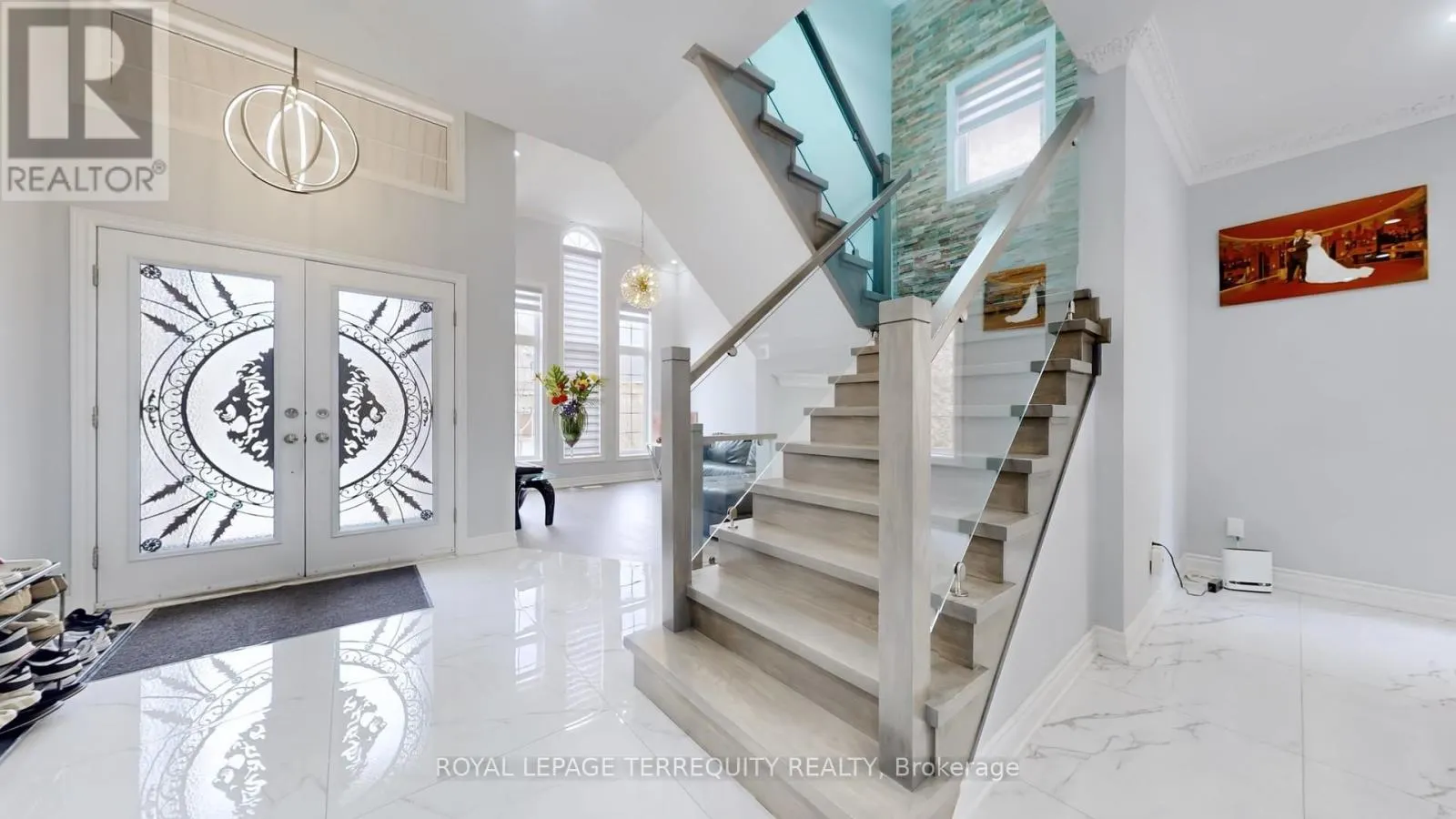 31 CHALONE CRESCENT