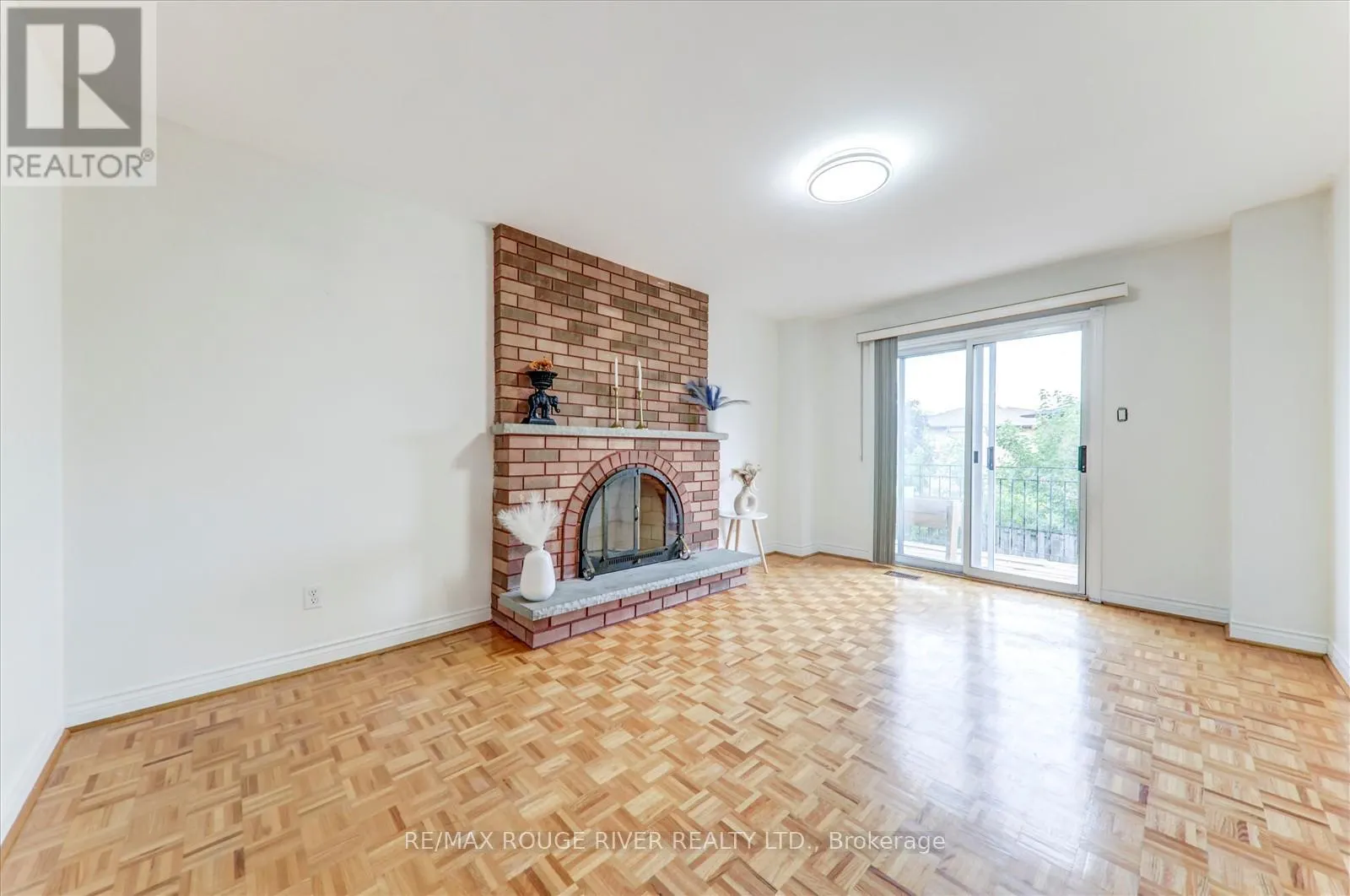 23 JACKMAN CRESCENT