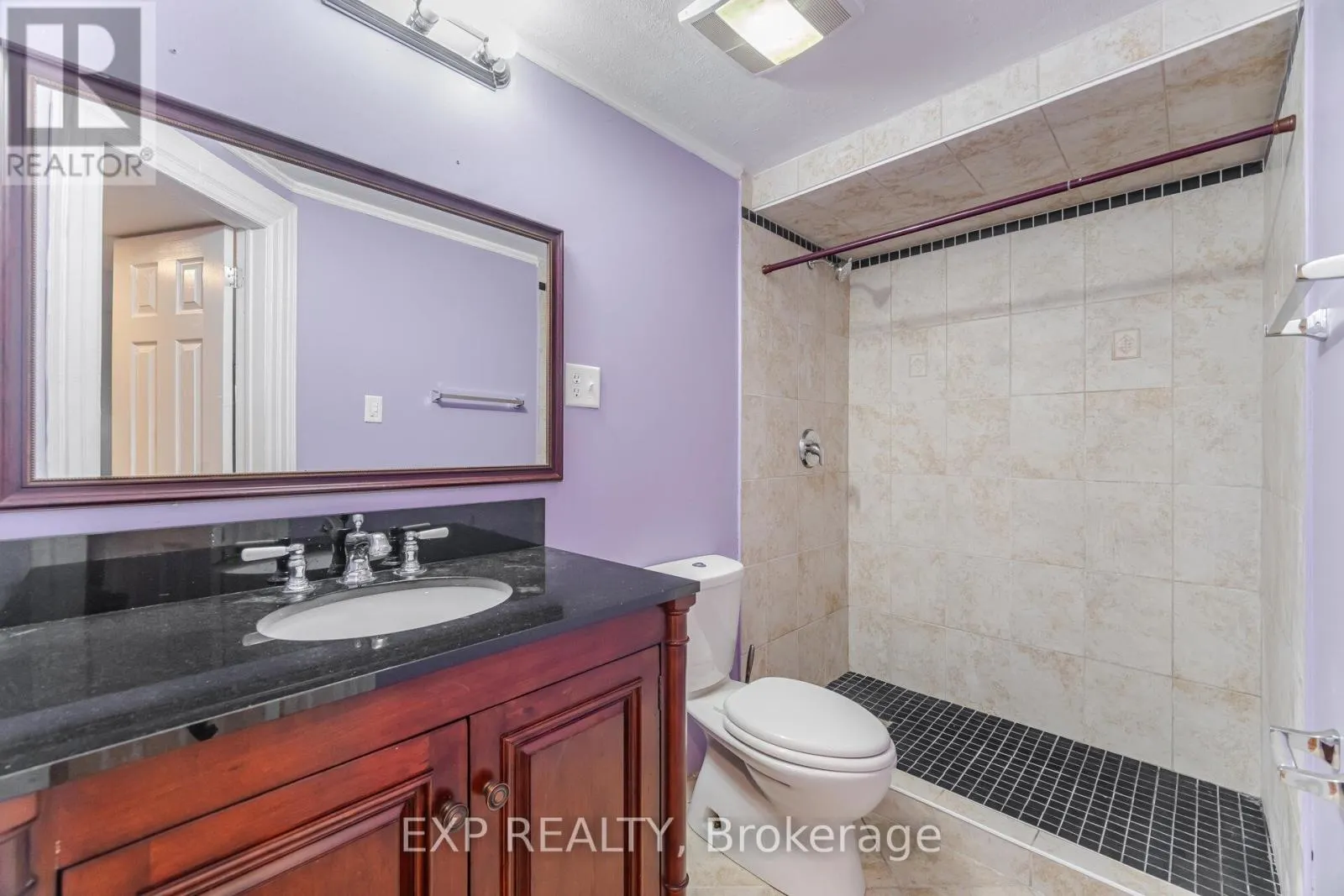 32 ARCO CIRCLE