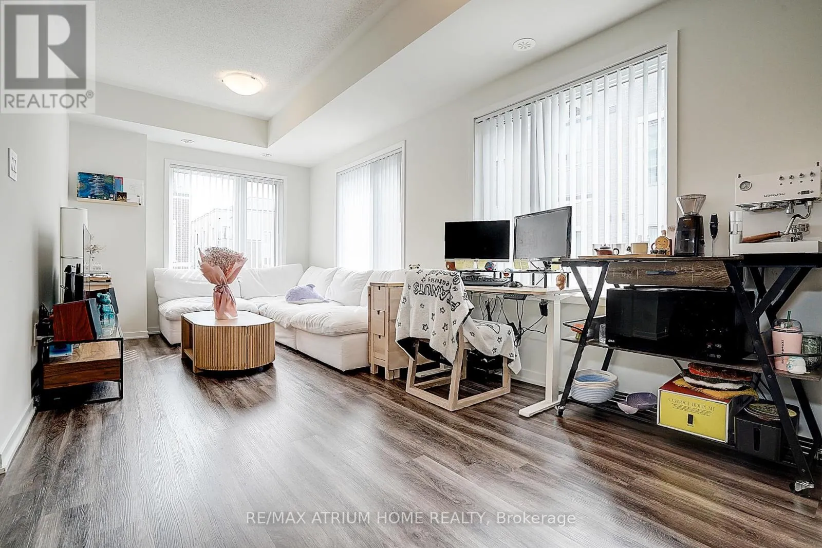 14 - 11 HONEYCRISP CRESCENT
