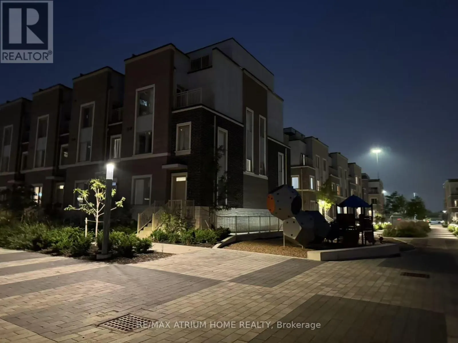 14 - 11 HONEYCRISP CRESCENT