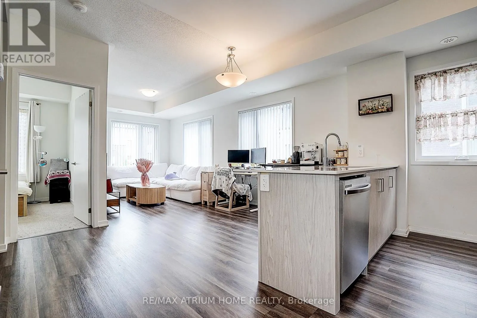 14 - 11 HONEYCRISP CRESCENT