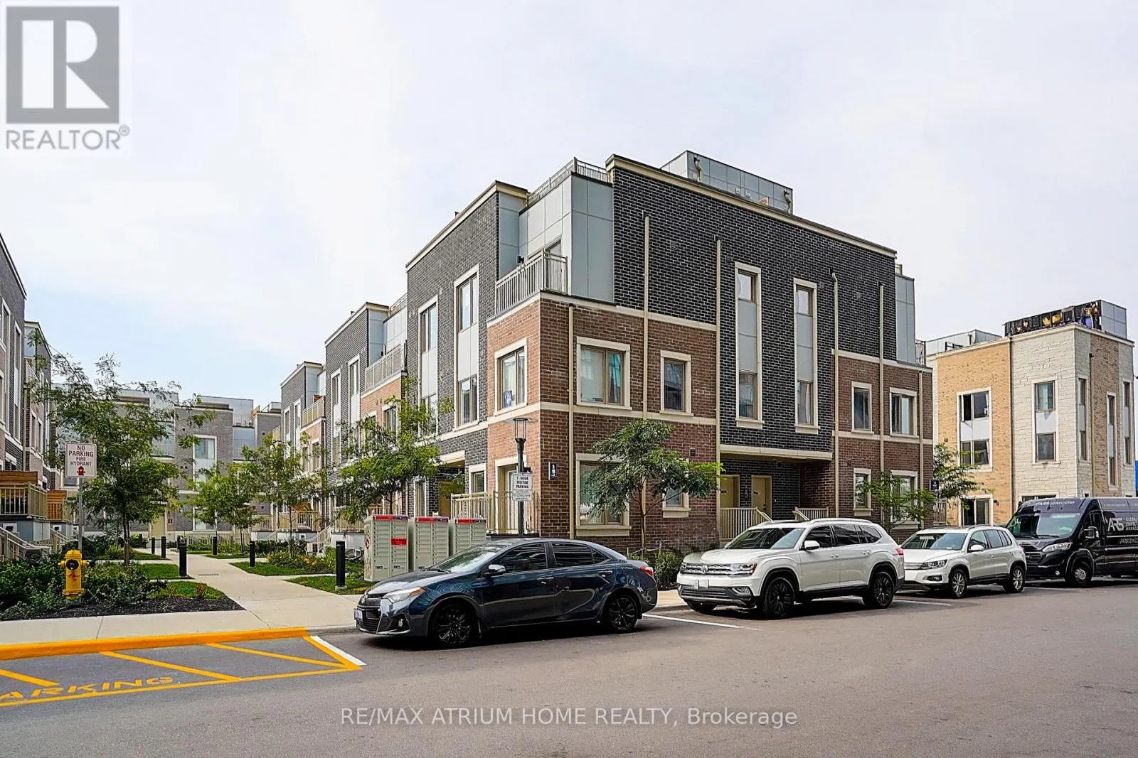 14 - 11 HONEYCRISP CRESCENT