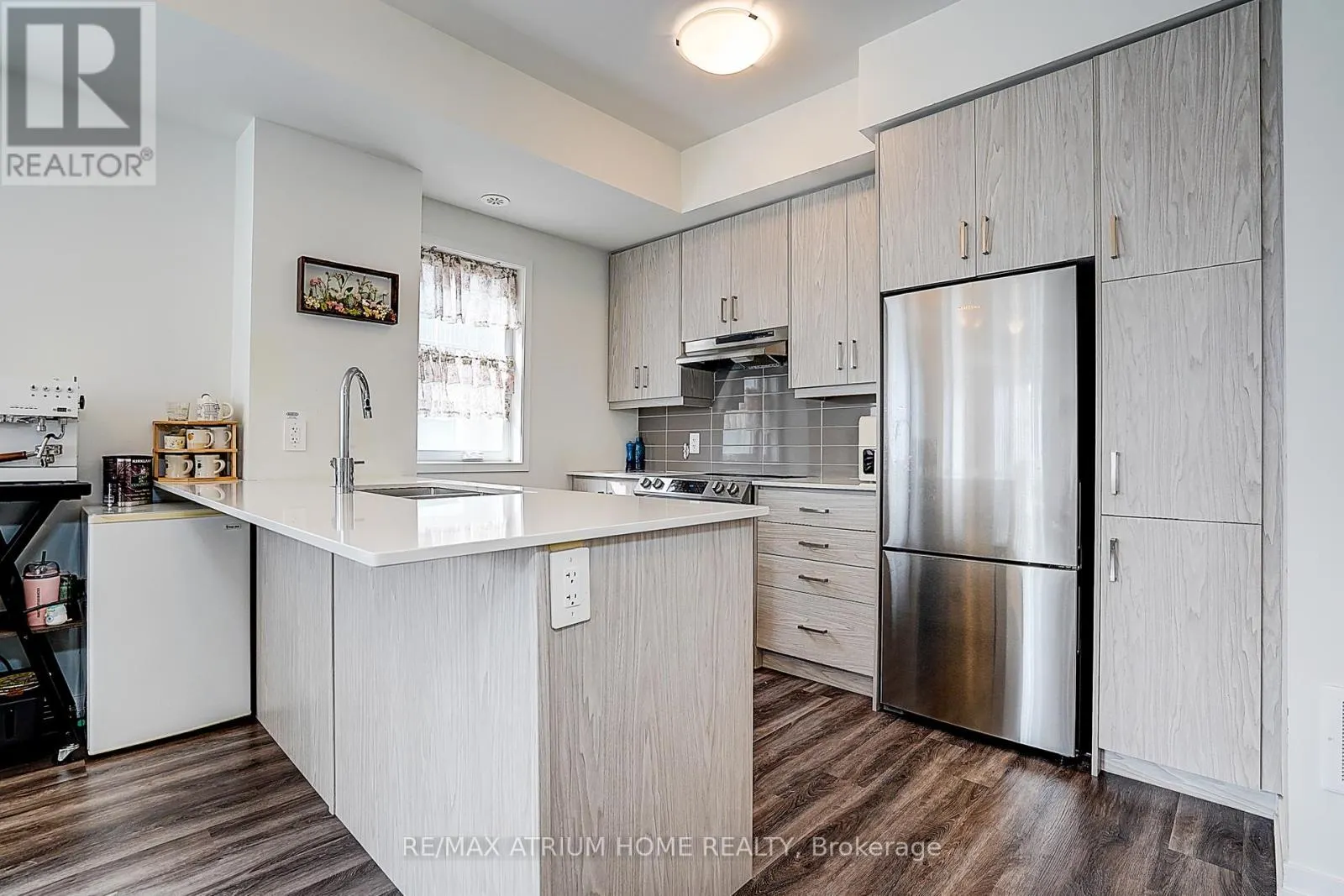 14 - 11 HONEYCRISP CRESCENT