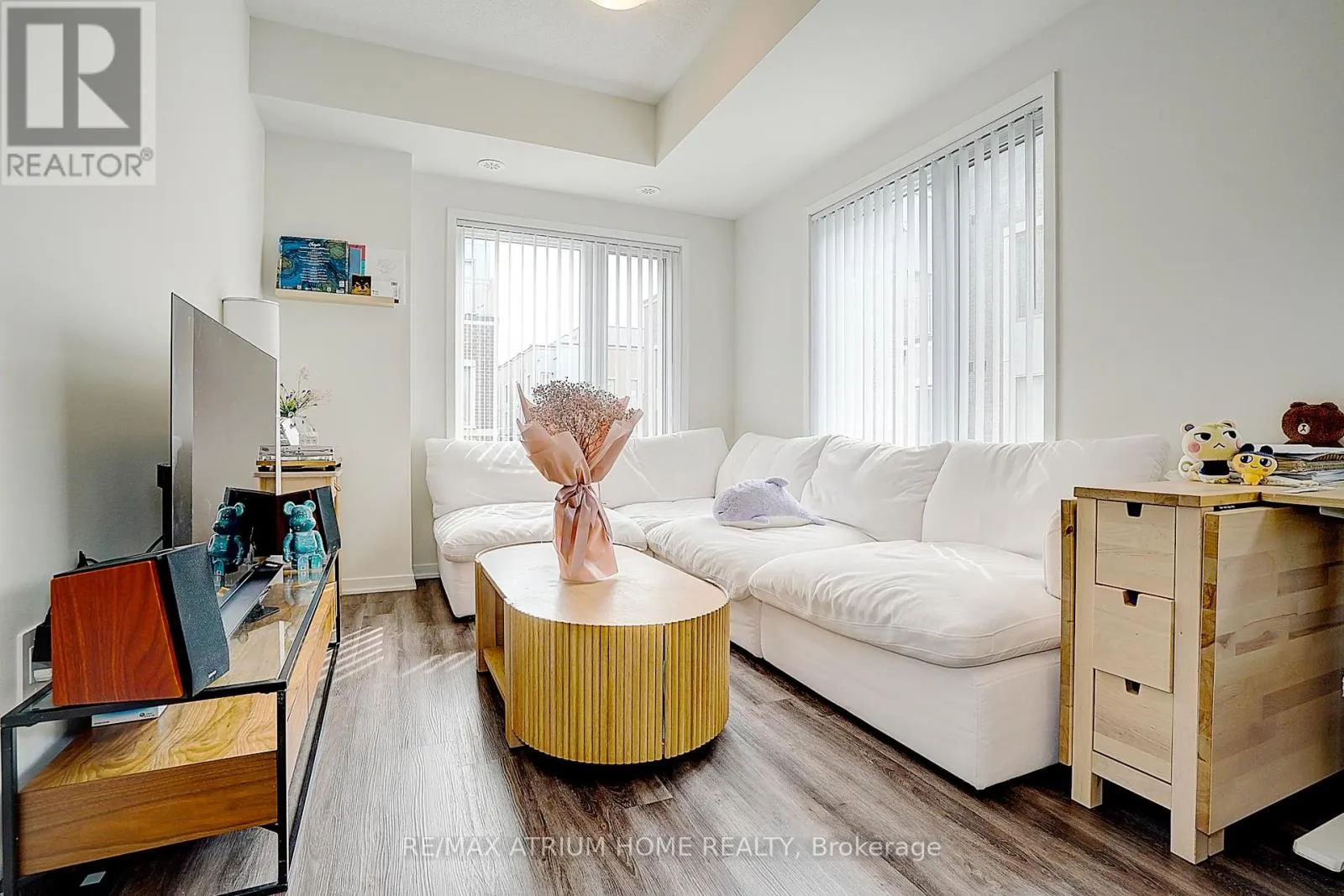 14 - 11 HONEYCRISP CRESCENT