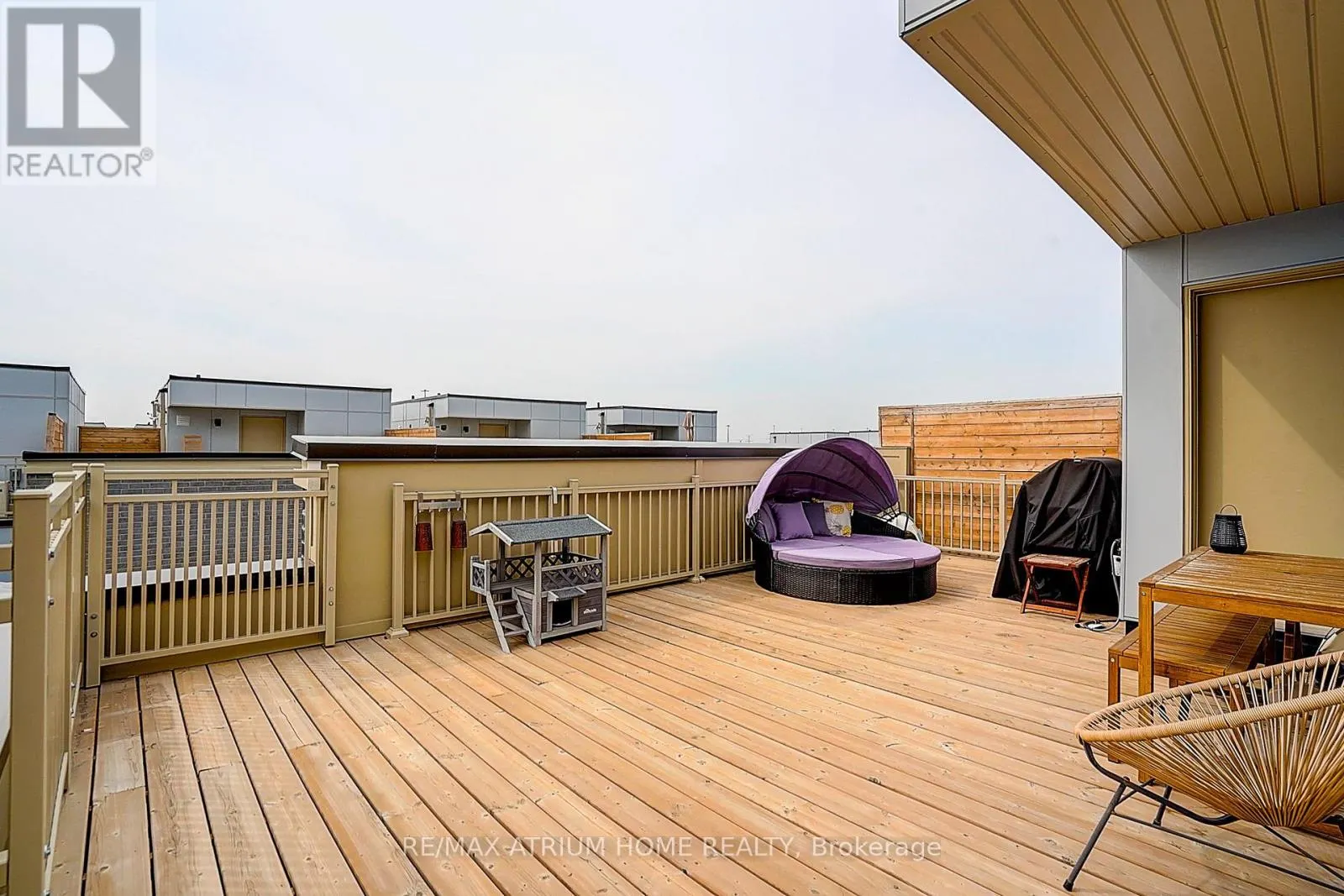 14 - 11 HONEYCRISP CRESCENT