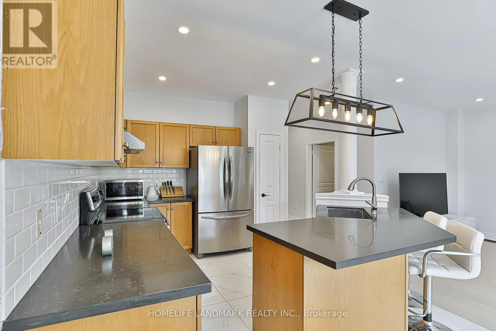 9 LONGWOOD AVENUE