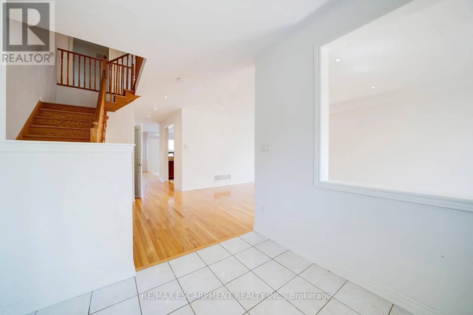 6 WEEKES AVENUE