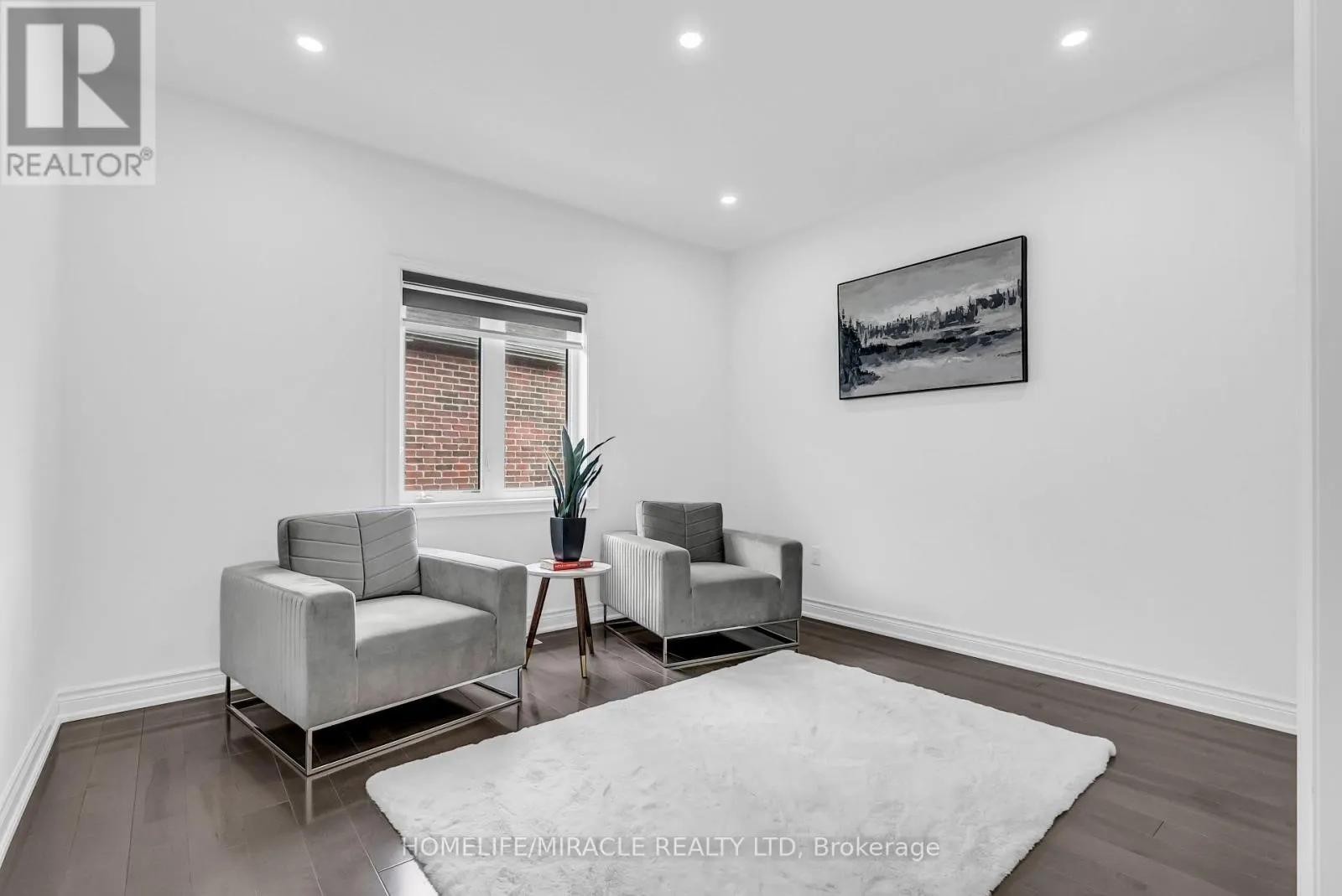 9 GALEN CRESCENT