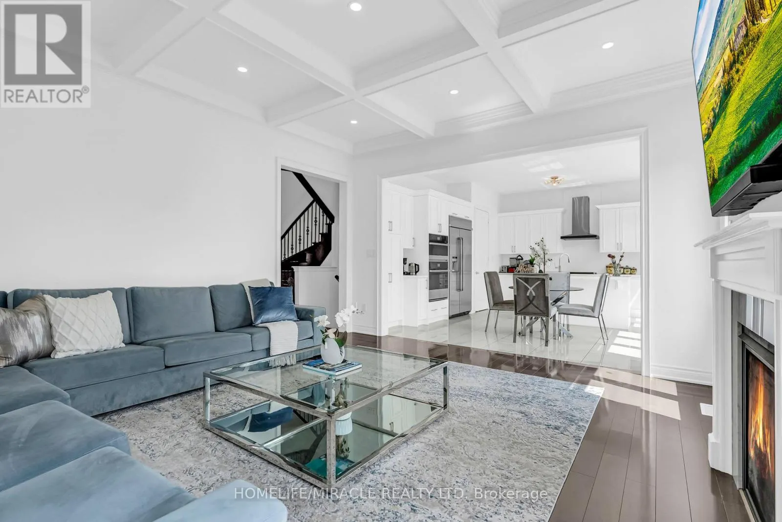 9 GALEN CRESCENT