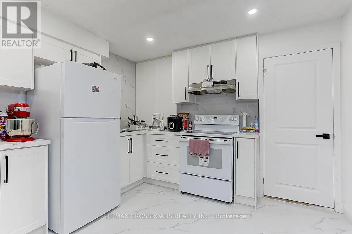 125 GREEN BUSH CRESCENT