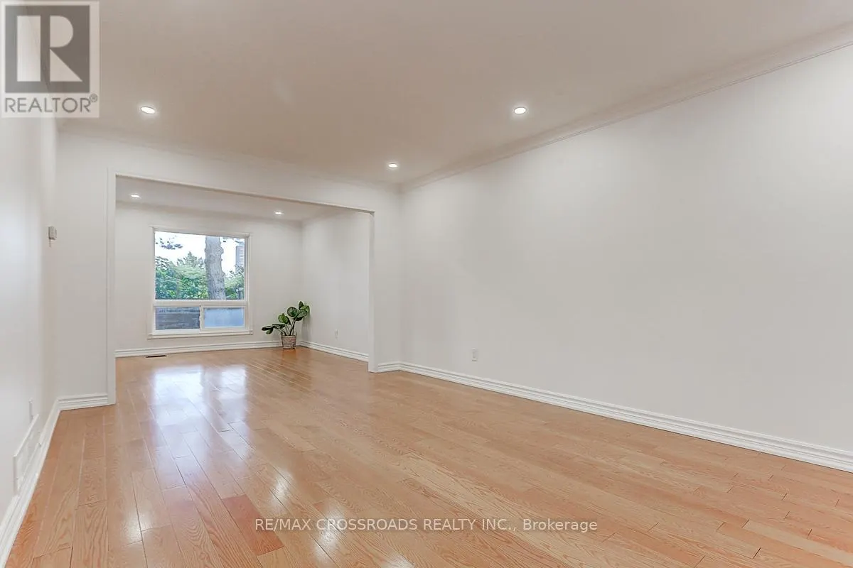 125 GREEN BUSH CRESCENT