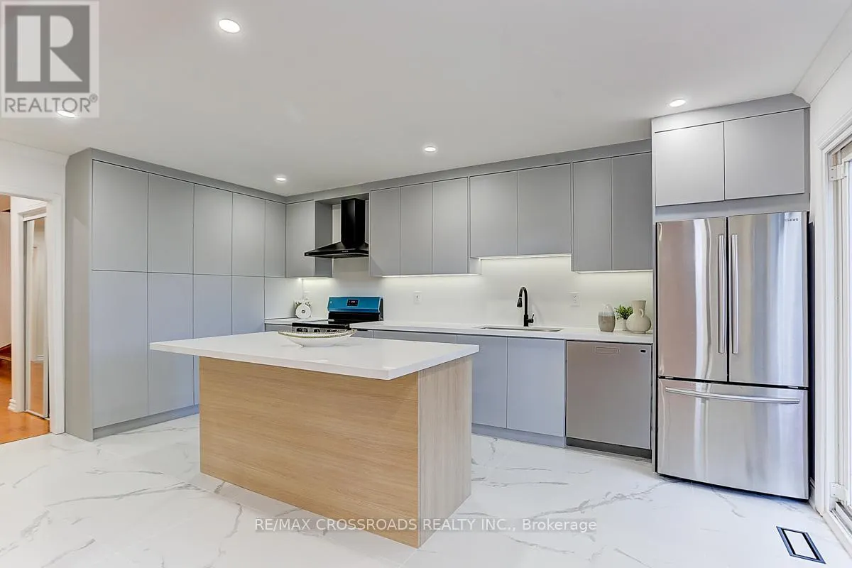 125 GREEN BUSH CRESCENT
