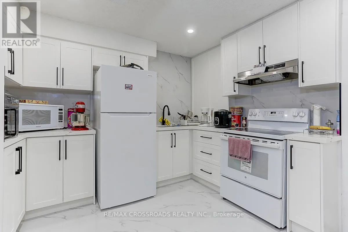 125 GREEN BUSH CRESCENT