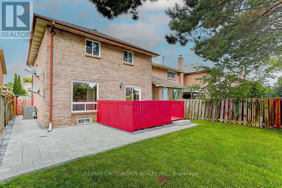 125 GREEN BUSH CRESCENT