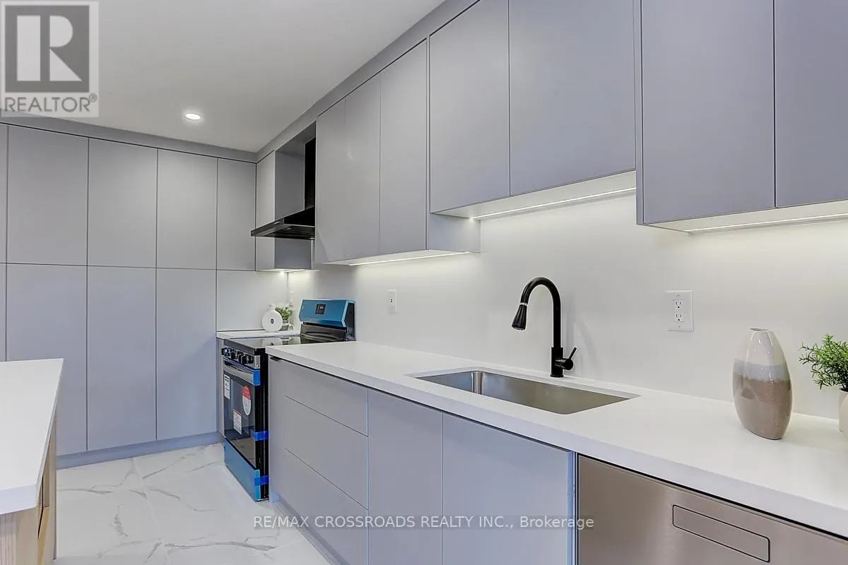 125 GREEN BUSH CRESCENT