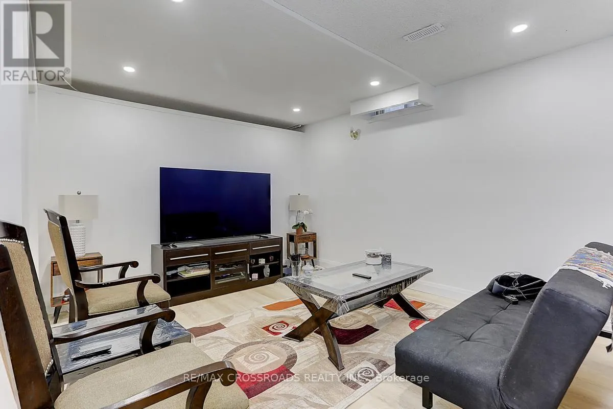 125 GREEN BUSH CRESCENT