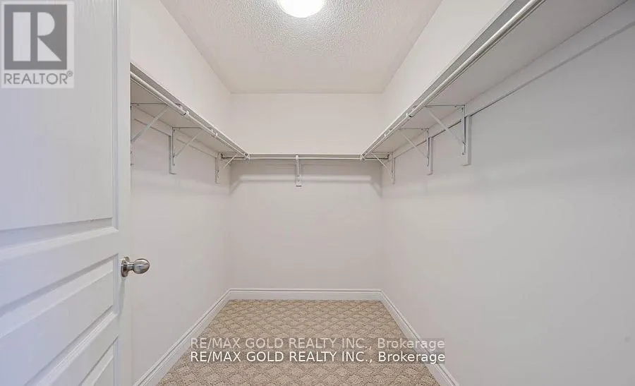 238 KINCARDINE STREET
