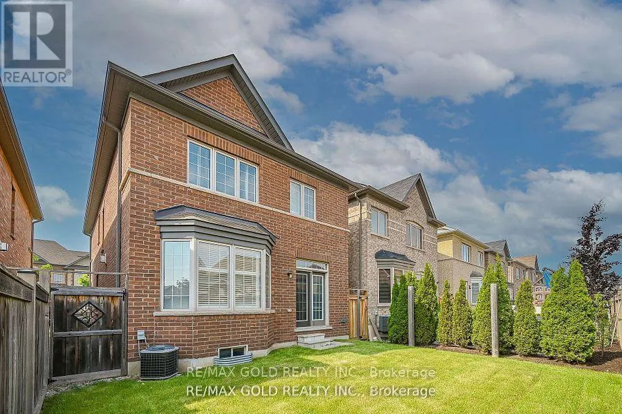 238 KINCARDINE STREET