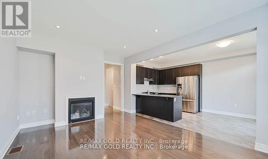 238 KINCARDINE STREET