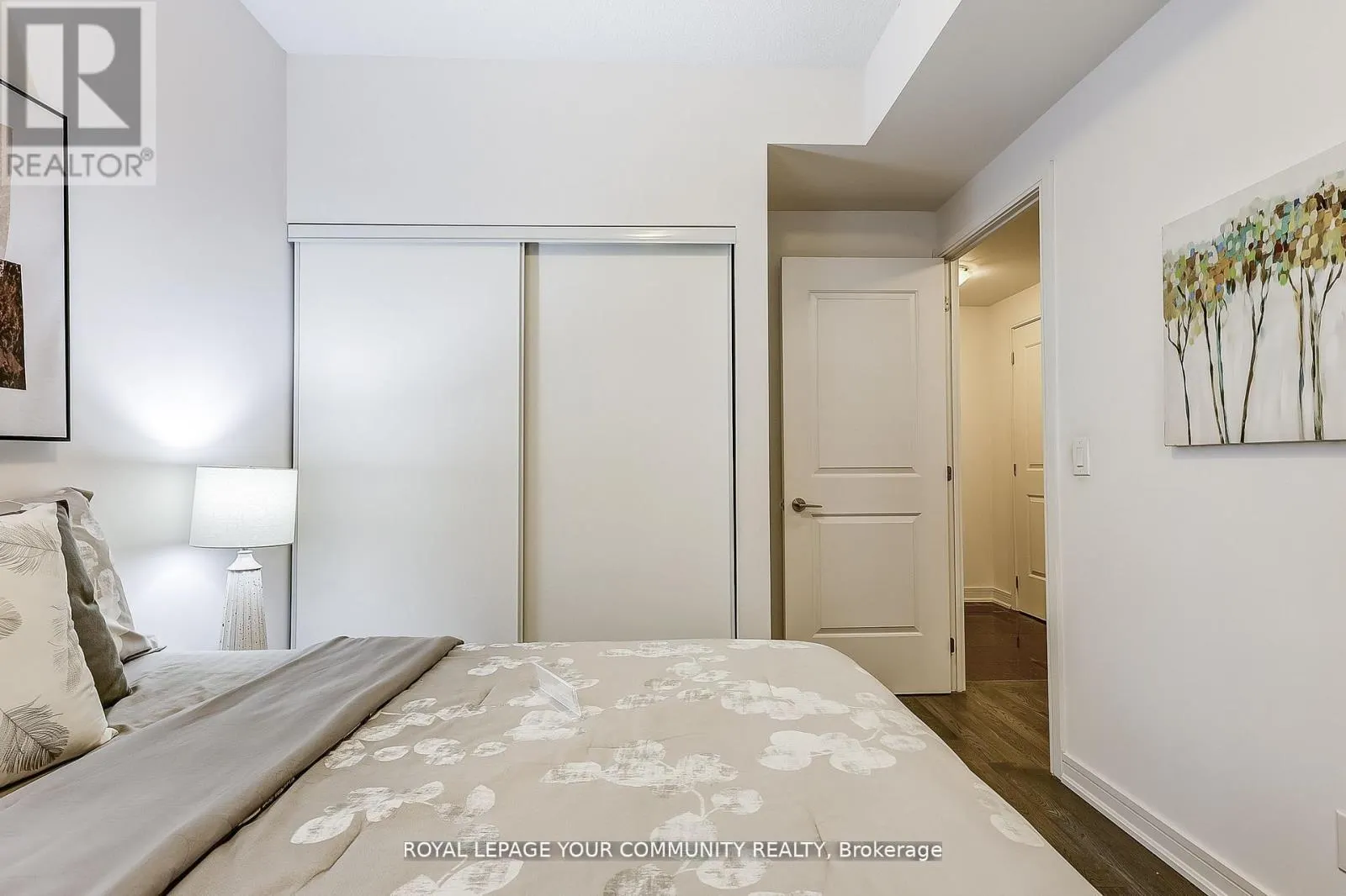 401 NE - 9205 YONGE STREET