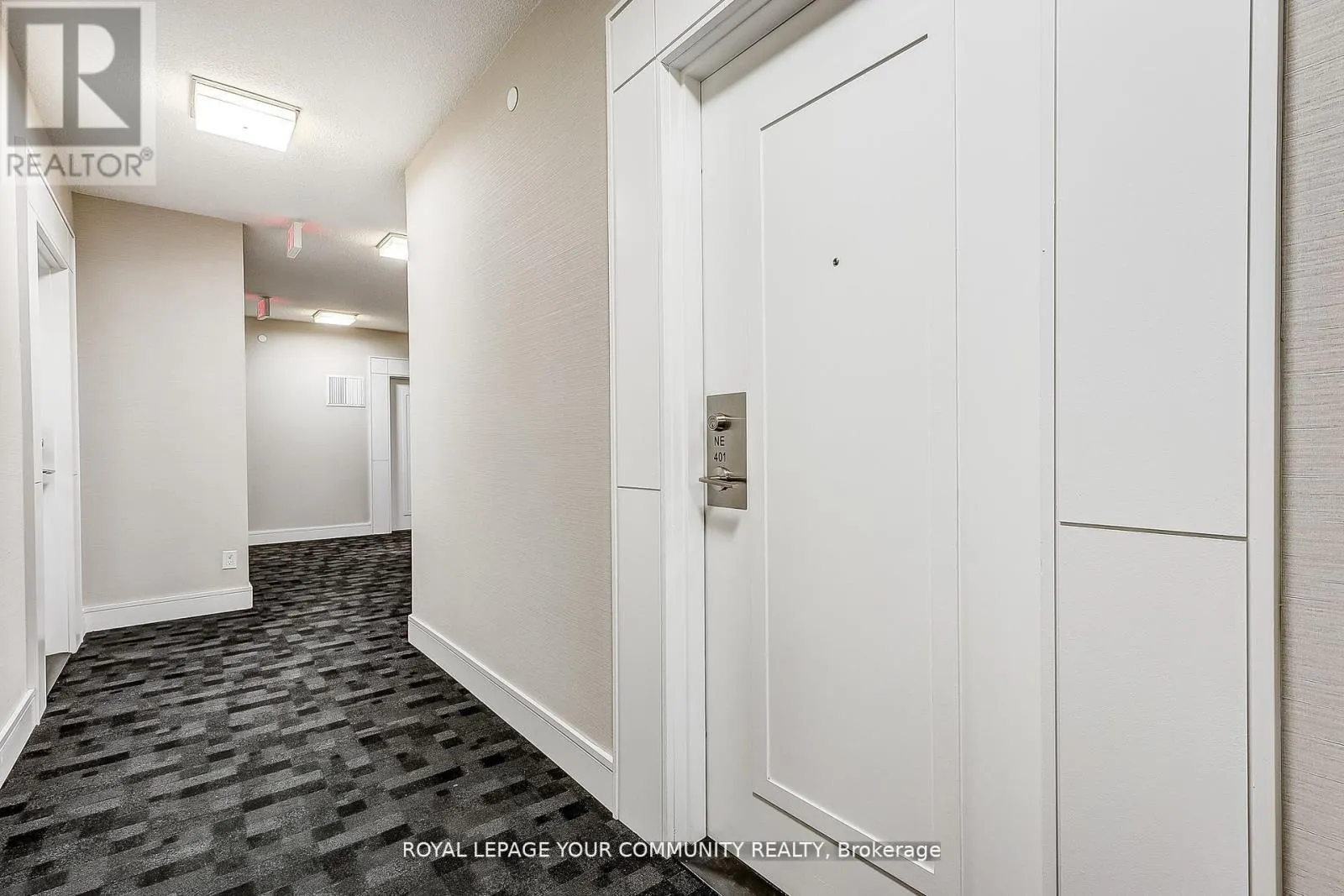 401 NE - 9205 YONGE STREET